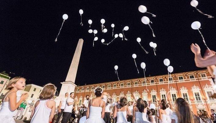 Massa, il Ccn spegne dieci candeline. I negozianti pronti a fare festa