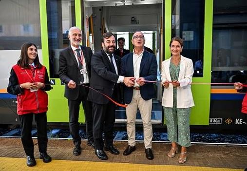 «Un treno ogni ora tra Sassari e Porto Torres»