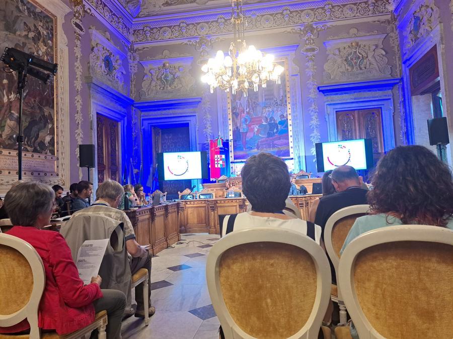 La lingua algherese è a rischio estinzione: «Si apra subito l’ufficio linguistico»