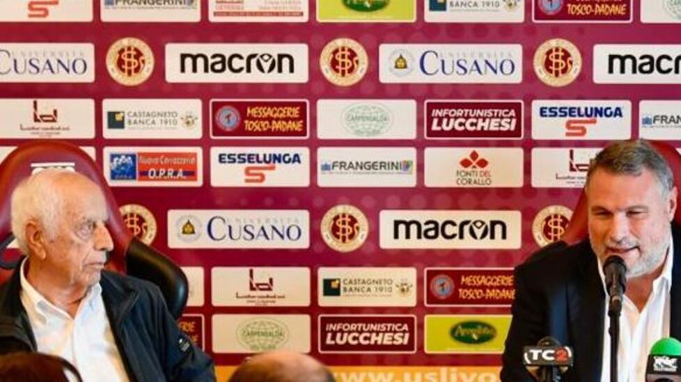 In 54 all’asta del tribunale per avere i cimeli del Livorno, Fernandez: «Non avrei sopportato coppe e mobili su ebay»