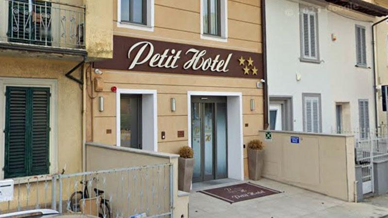 Prato, il Comune toglie due stelle all’hotel. Il Tar annulla tutto e le restituisce