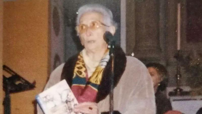 Saturnana piange la maestra Rossana Nerozzi