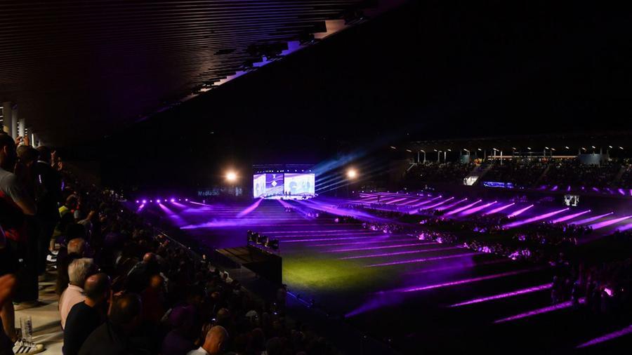 
	Il gioco di luci che ha accompagnato l'inaugurazione del Viola Park&nbsp;

