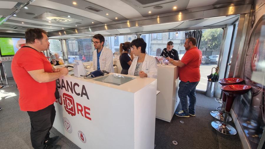
	Informazioni e visite ieri alla Banca del Cuore in centro a Oristano

