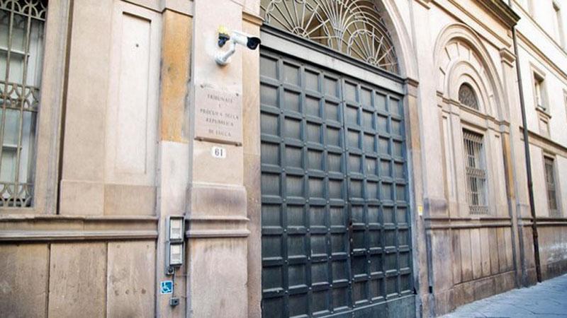 Lucca, indagato dalla procura per violenza sessuale: prosciolto un infermiere dell’Asl