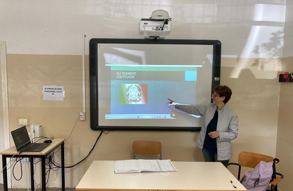 Cecina, cresce la scuola senza voti: esperimento esteso a più classi. «Un 8 non è garanzia di competenze reali acquisite»