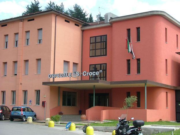 Scontro tra moto e furgoncino, muore un 51enne