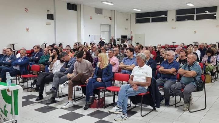 Pd, eletto il nuovo segretario: è il sindaco Alessio Torrigiani