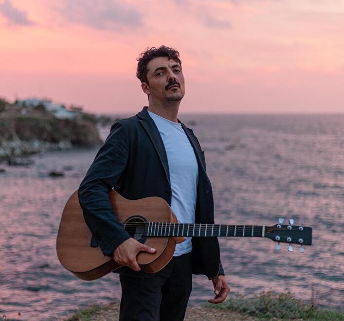 A Livorno la musica, un microfono e il palco è per tutti: con Open Mic artisti locali protagonisti