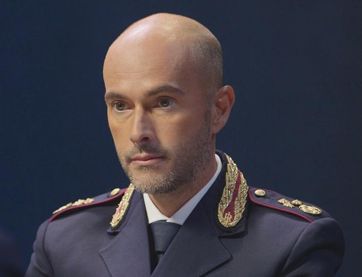 
	Il dirigente Fabrizio Mustaro

