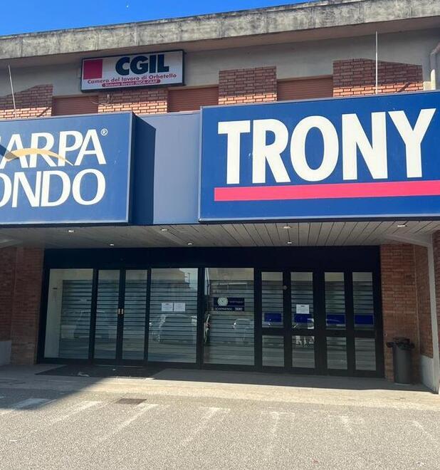 Le due attività si trovano in via Donatori del sangue 45 a Orbetello