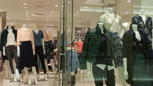 Moda invernale in calo fino al 30%: la lunga estate affossa le vendite 