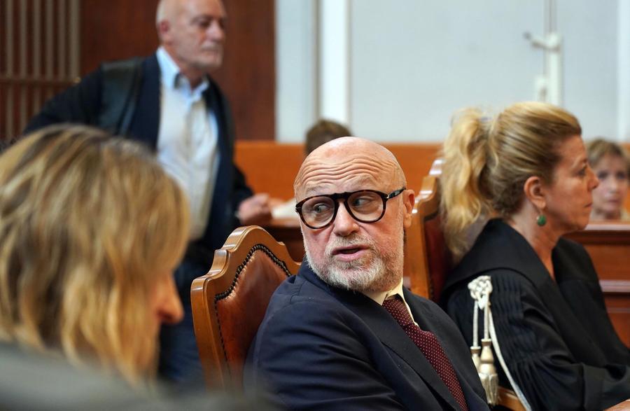 
	Il sindaco Nogarin in aula

