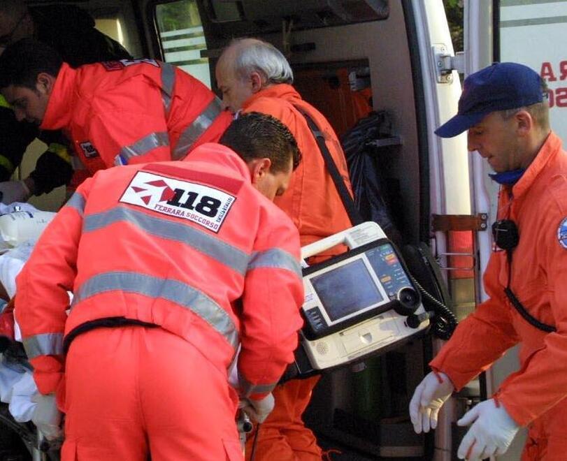 Castelnuovo. Precipita dall’impalcatura: ferito operaio di 52 anni<br>

