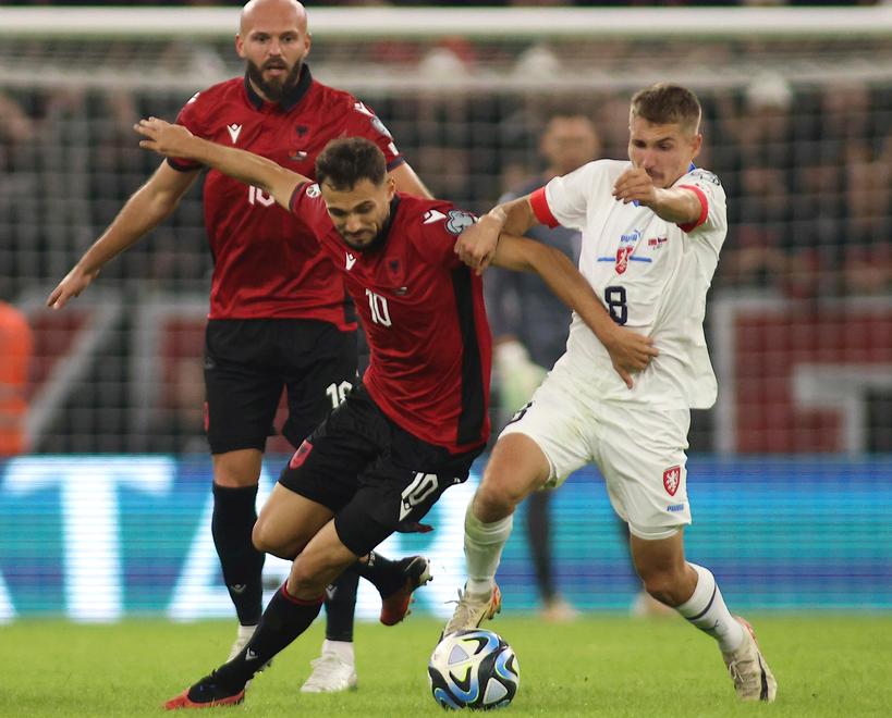 Tegola per il Sassuolo, Bajrami ko: il trequartista si fa male in nazionale<br>
