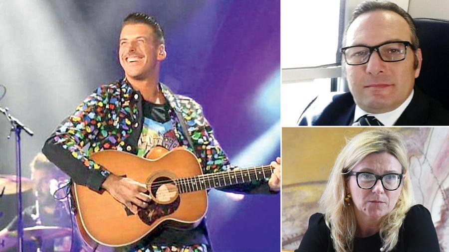 
	Il concerto di Gabbani di settembre scorso, il segretario generale comunale Corrado Grimaldi e&nbsp;la sindaca Serena Arrighi


