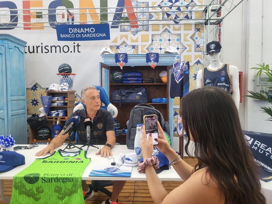 Basket, la Dinamo cerca la prima vittoria: contro Treviso gioca anche Tyree