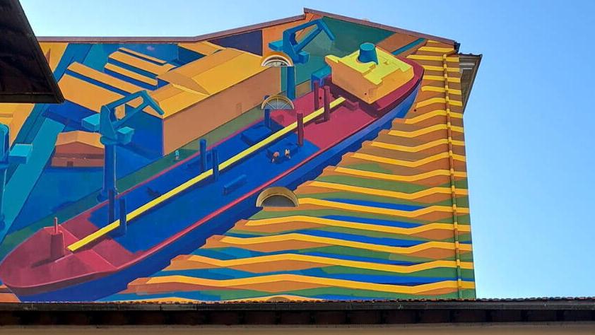 Livorno, in Borgo il Cantiere Orlando diventa un murale a firma internazionale di Matth Velvet<br>