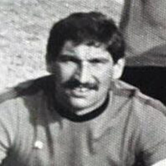 Piombino, addio a Claudio “Disturbo” Innocenti: operaio e calciatore dal cuore d’oro
