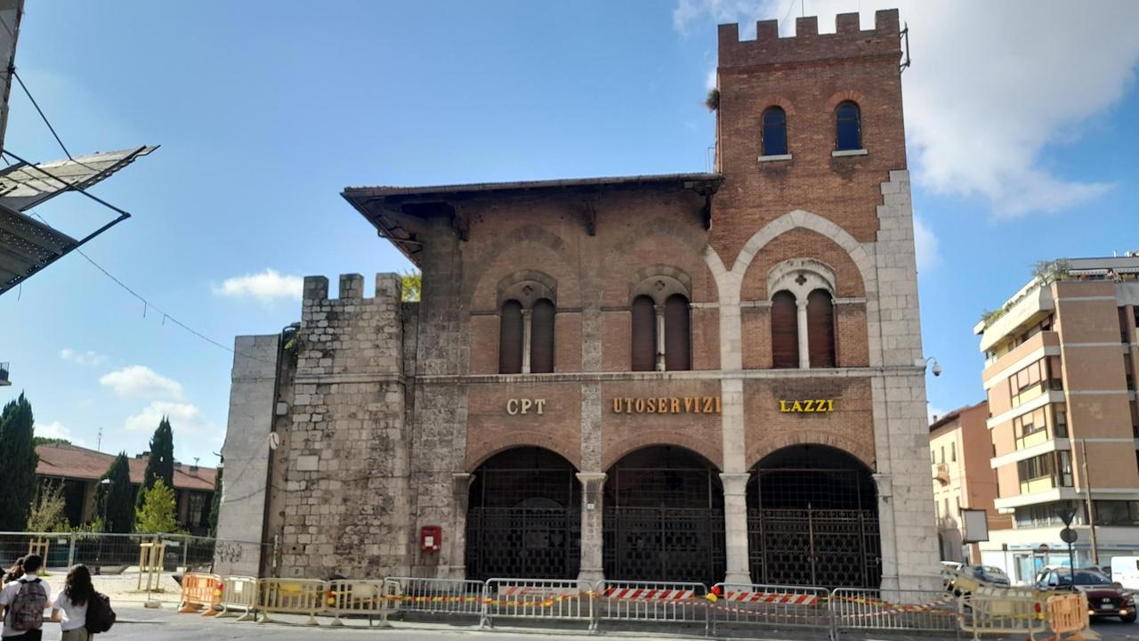 Pisa, ex stazione del Trammino: allarme per i crolli e il degrado