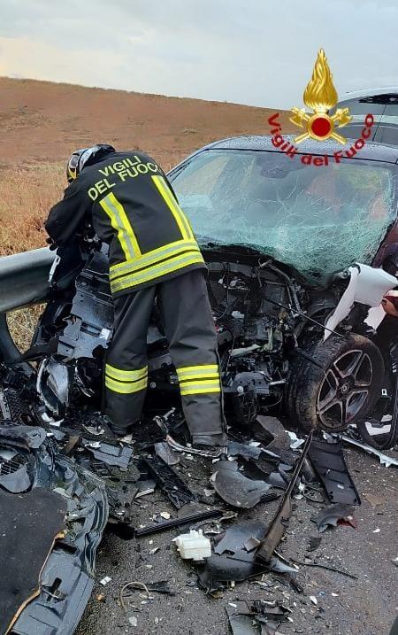 Scontro frontale fra due auto sulla statale Monastir-Senorbì: gravi i conducenti
