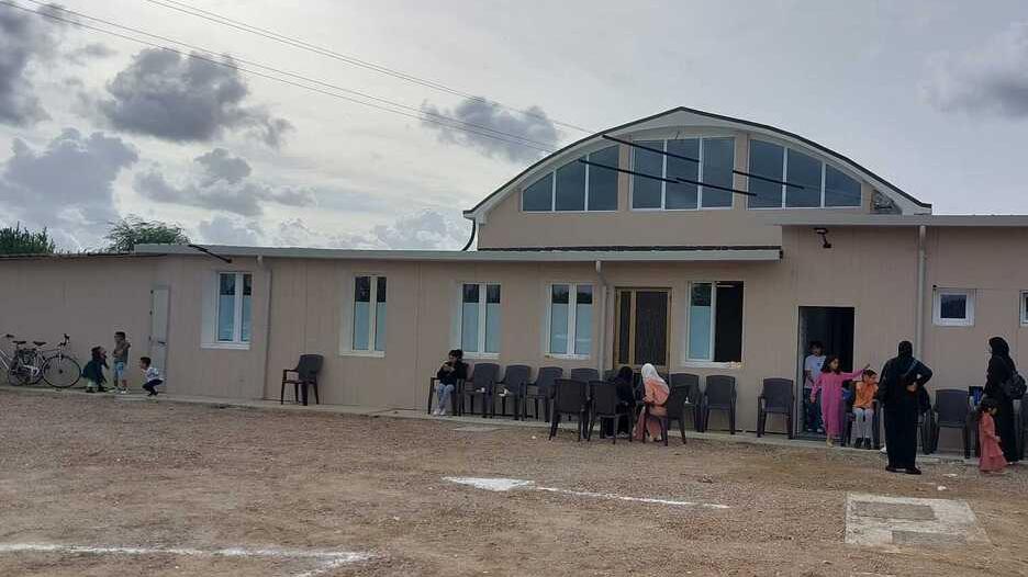 Pontedera, una “casa” per cinquemila islamici: la moschea realizzata dai fedeli-volontari