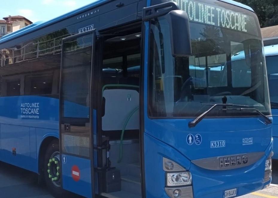 Piombino, taglio alla linea bus degli operai: la Provincia cerca una soluzione