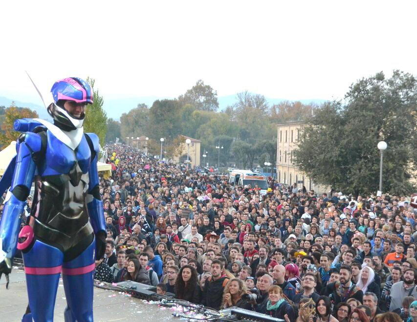Lucca Comics 2023: il nuovo piano sicurezza. Controlli, divieti e novità per i partecipanti