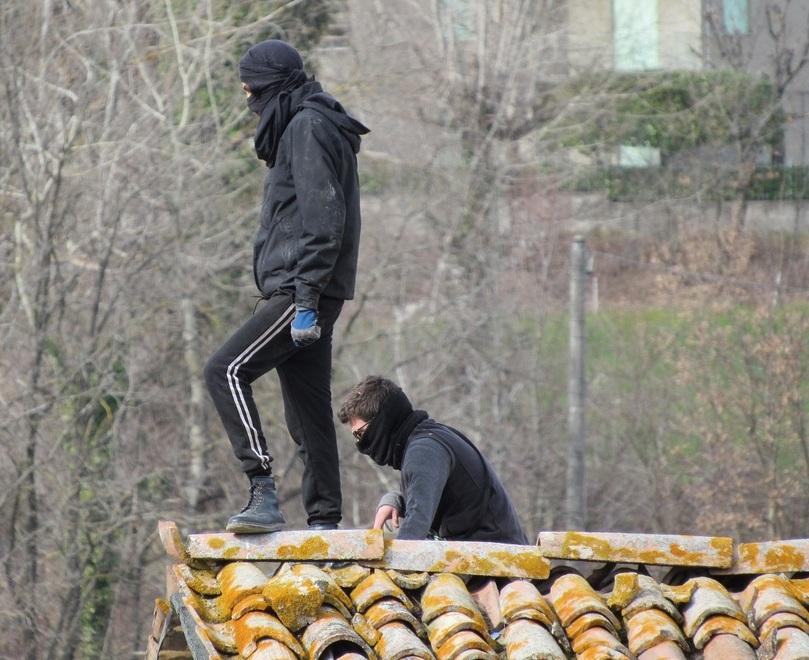 Occuparono il casolare a Guiglia: “assolti” tutti gli anarchici<br>

