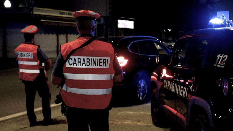 Formigine, ubriaco colpisce un carabiniere: arrestato