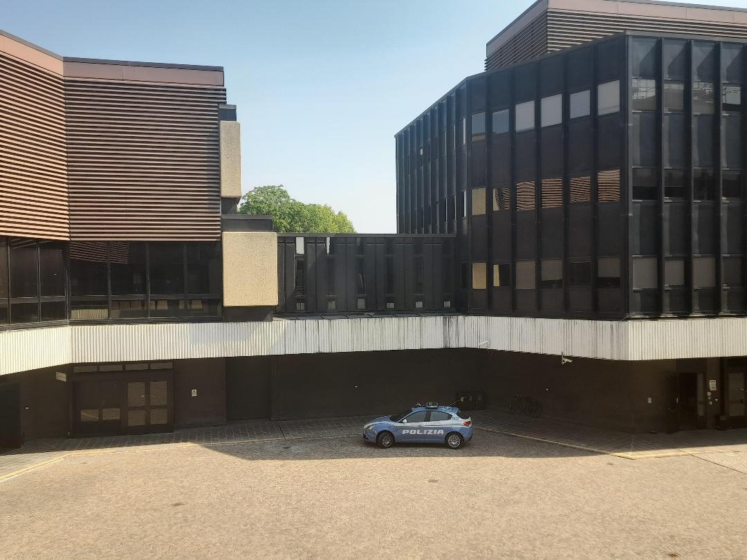 L’atto compilato male  finisce dal giudice  Ma l’imputato è cieco