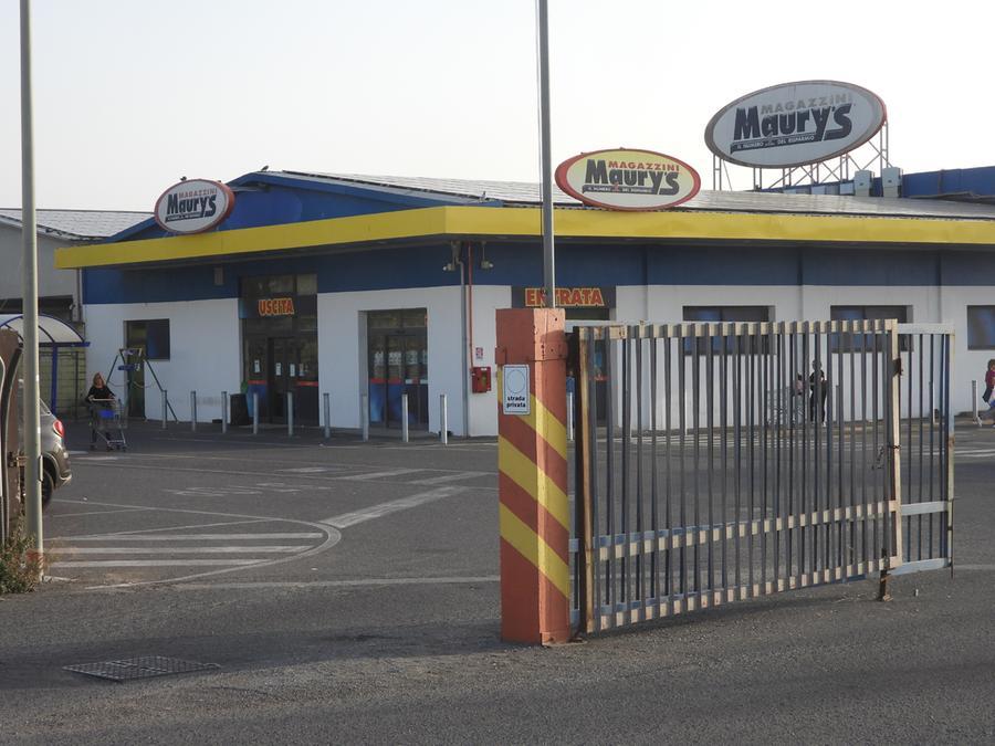 
	Il supermercato Maury's in cui &egrave; stato commesso il furto

