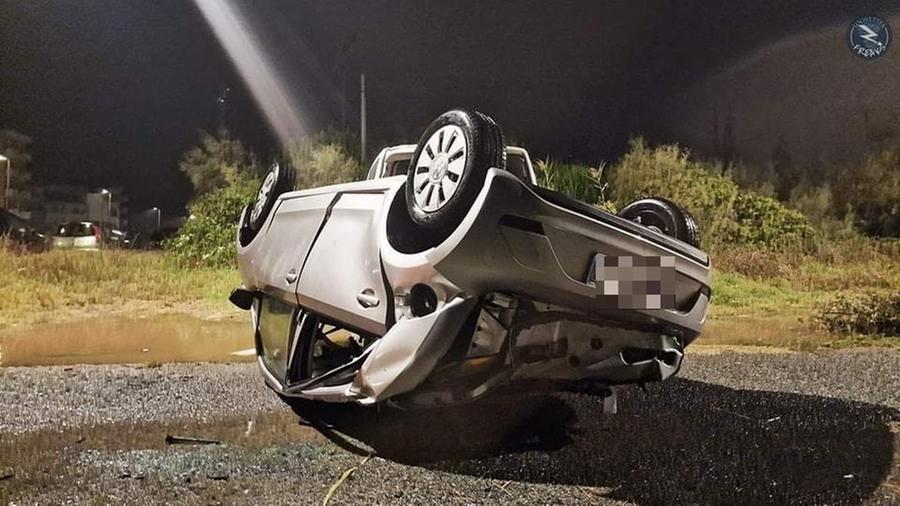 
	Un'auto danneggiata in Banditella

