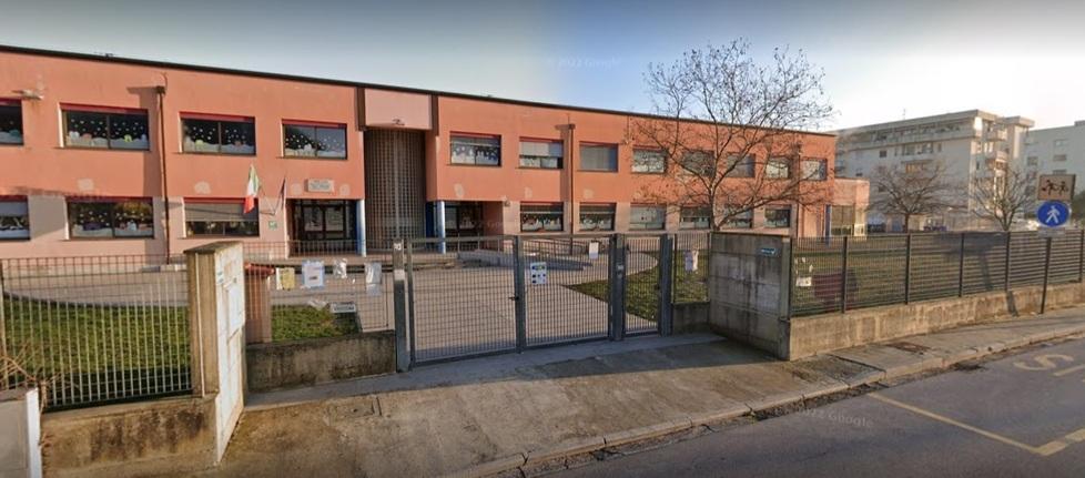 Pisa, topi alle primarie Gereschi e alunni a casa, ma per l’Asl la scuola può stare aperta