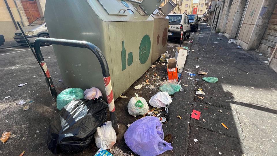 Rifiuti, a Livorno una multa al giorno dagli ispettori ambientali