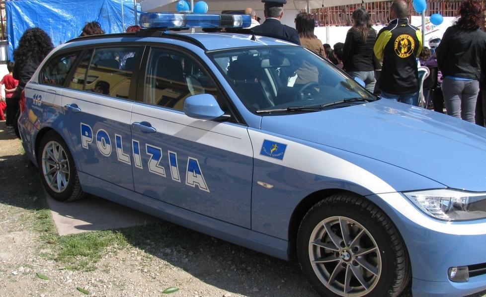 Falsificava i tagliandi di revisione, nei guai un meccanico 
