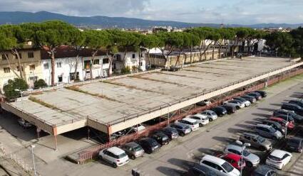 La struttura sopraelevata che verrà demolita dalla ditta Empoli Strade che si è aggiudicata l’appalto