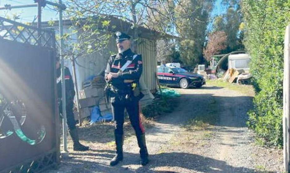 L’ingresso del podere a Vada di Antonino Fedele dove ad aprile è stato ucciso a colpi di fucile il 57enne Massimiliano Moneta