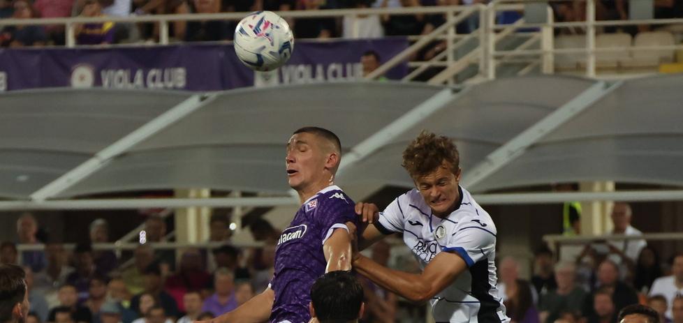 Milenkovic in azione durante l’ultima partita con l’Atalanta