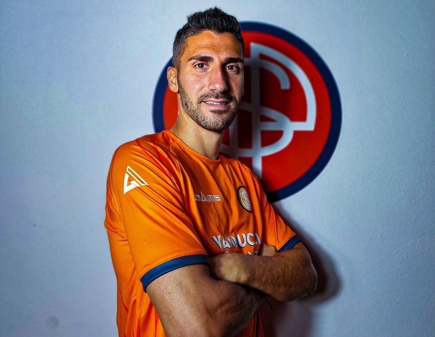 Marcello Trotta con la maglia della Pistoiese