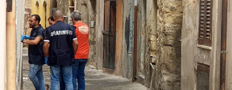 Sassari, spari a 20 metri dalla scuola: far west in via San Donato
