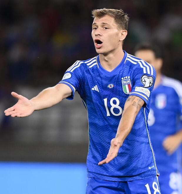 Nicolò Barella con la maglia della Nazionale