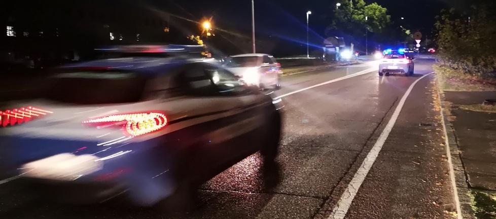 Carpi, nascosto nel furgone dopo la rapina: fuggiva col telefono di un giovane