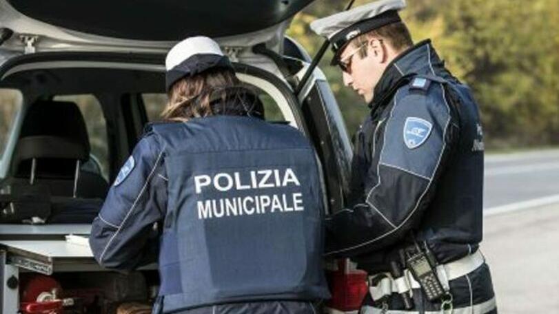 I controlli della polizia municipale (archivio)