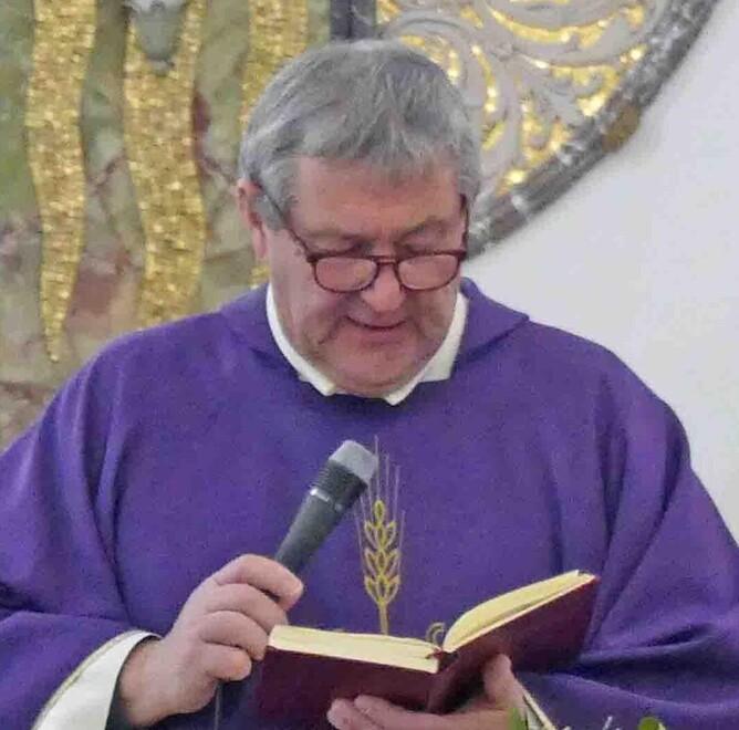 Don Silvano Bedin i ricordi di 26 anni, domani lascia Pontelagoscuro