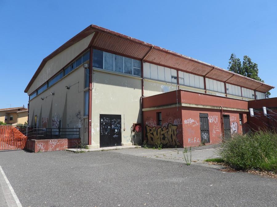 
	Il vecchio palasport di Sa Rodia

