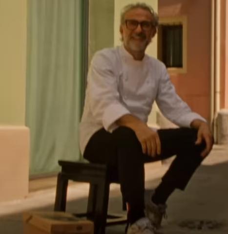 New Balance, i re americani delle sneaker scelgono il Modena calcio e Bottura<br>
