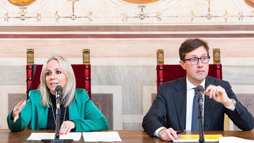 Il sondaggio della Del Re spacca il Pd fiorentino