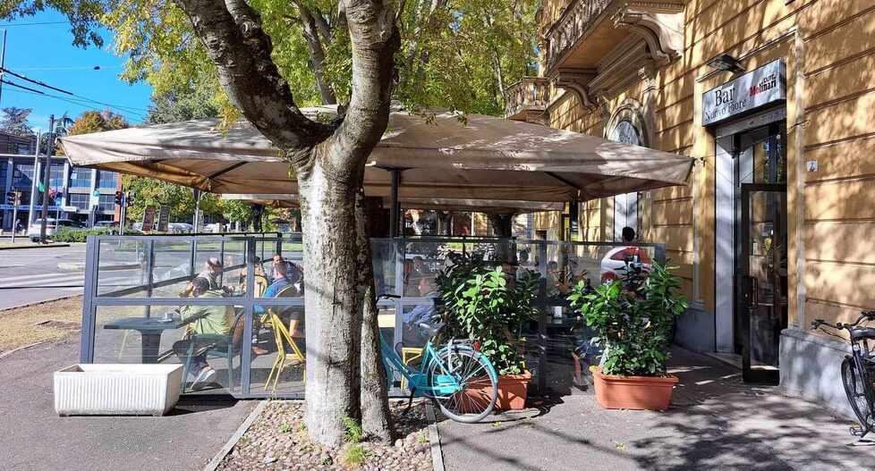 Modena, rissa e sassaiola al NoviSad davanti alla stazione delle corriere