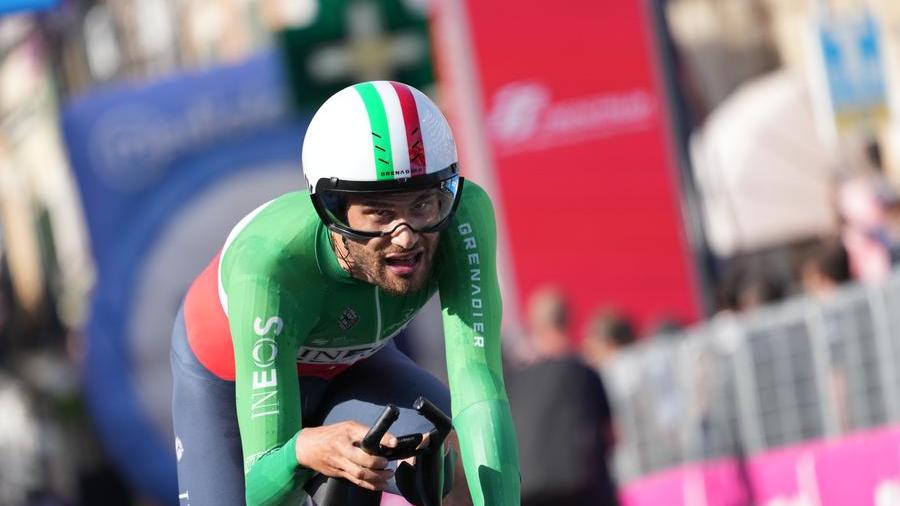Ciclismo, l’Italia ha forato